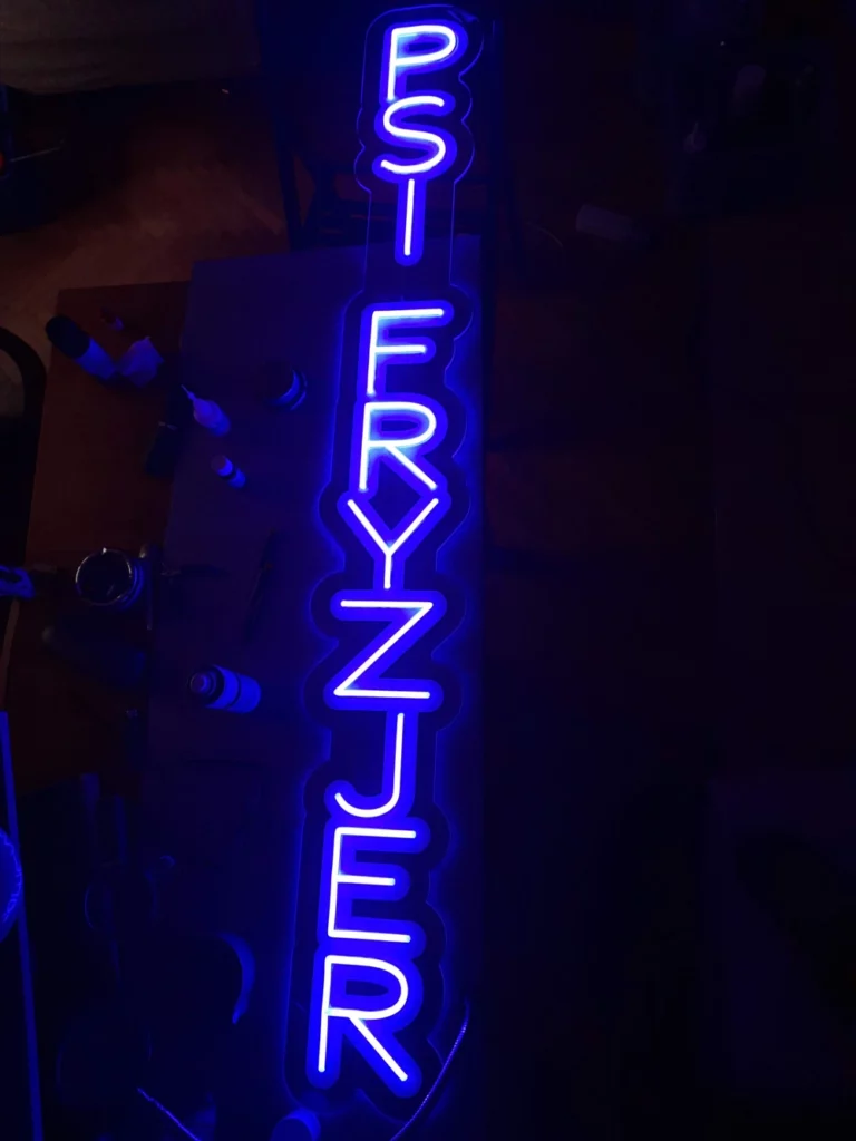 niebieski neon Psi Fryzjer neony led warszawa